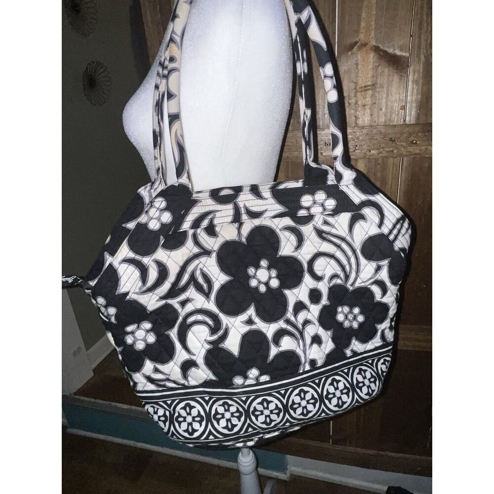 Vera Bradley Night and Day Quilted Floral Tote Bag Zip Cotton Soft Logo